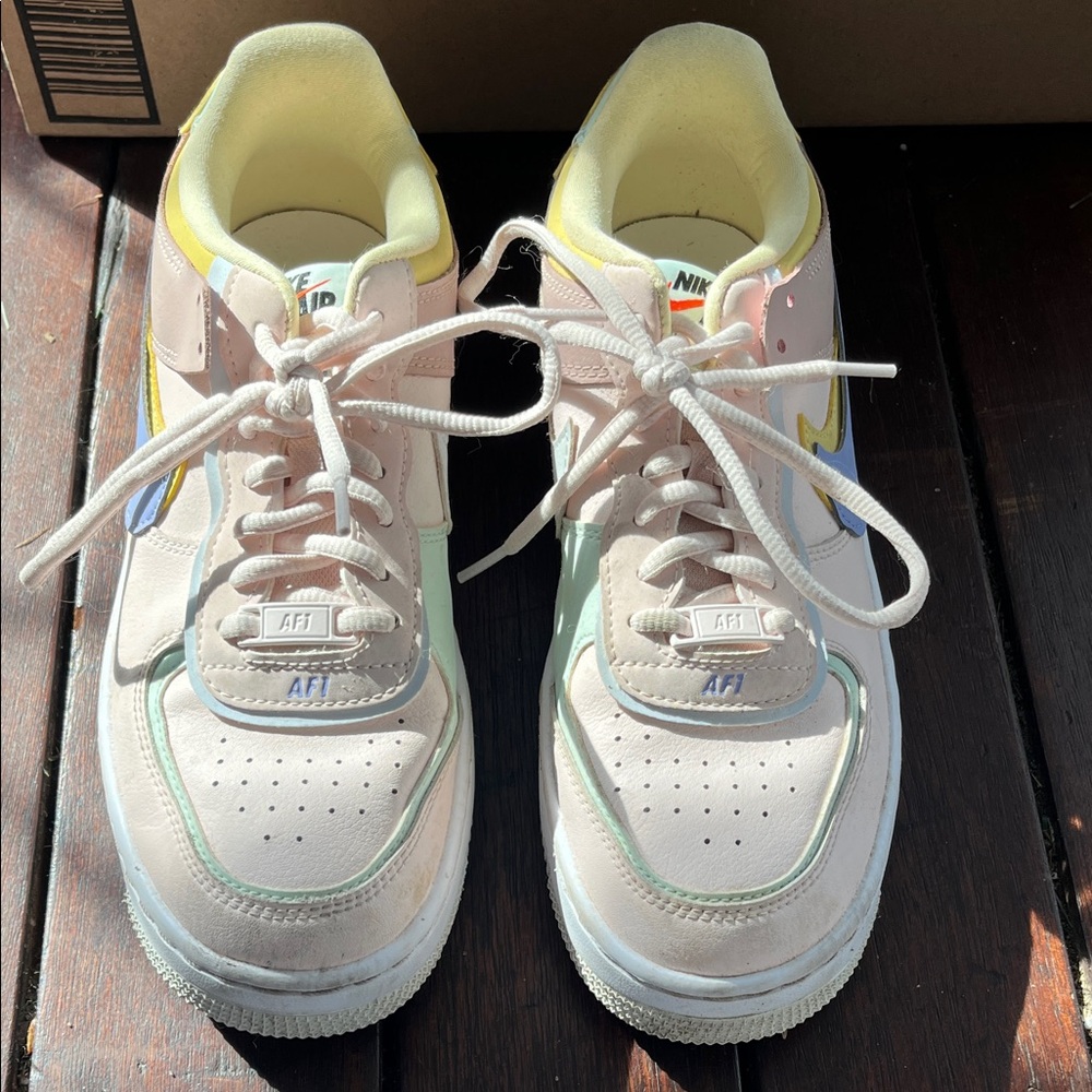 Women’s Nike Pastel Multi-Accent Sneakers in Pink, Mint & Yellow